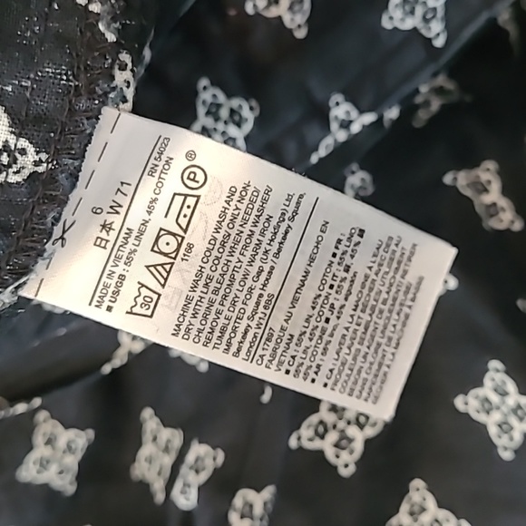 {Gap} Patterned Shorts - Picture 4 of 4